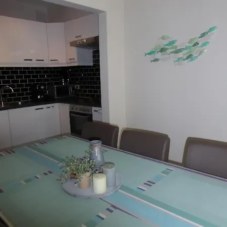 Luxurious T3 Garage, View On The Noordzee, 2-6 P Baby In Plein Center * Ostende